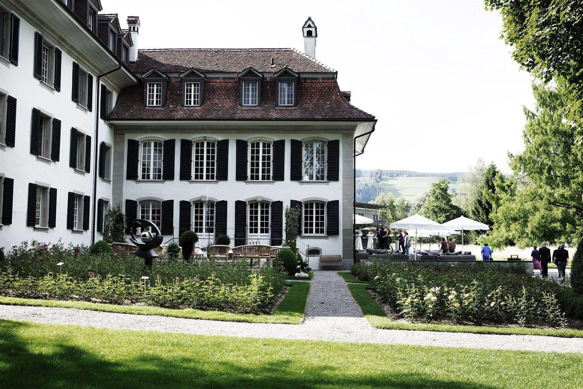 Hotel Schloss Huenigen Konolfingen Exterior photo